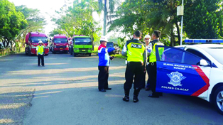 4-pengawalan Truk Tangki