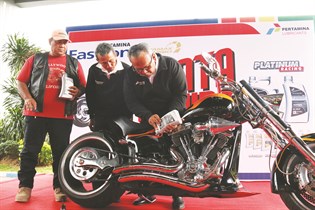 19-MOR 5 GM Mengisi Fastron Platinum Racing